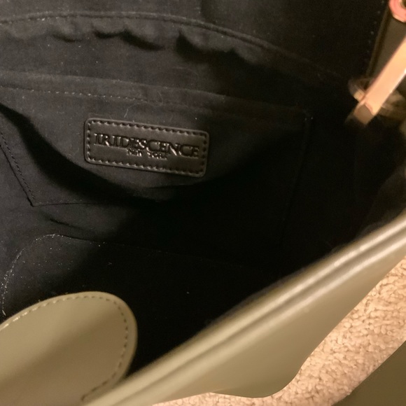 IRIDESCENCE NEW YORK - Picture 9 of 11